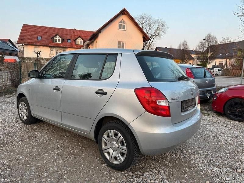 Gebraucht Skoda Fabia Cool Edition 69 PS (50 kW) 2014 Silber Limousine
