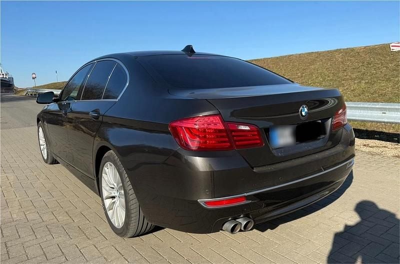 Gebraucht BMW 530 Luxury Line 258 PS (189 kW) 2016 Braun Limousine
