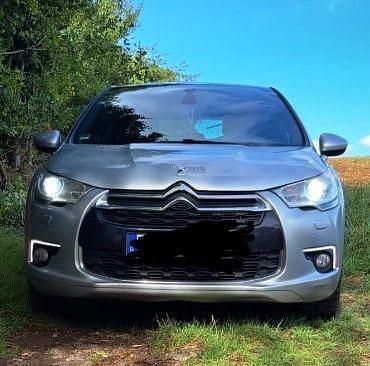 Gebraucht Citroën DS4 So Chic 111 PS (81 kW) 2011 Silber Kleinwagen