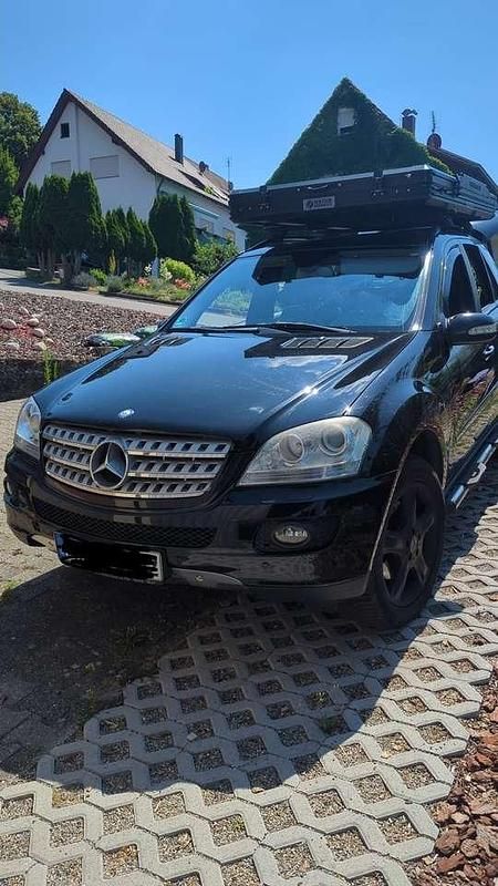 Gebraucht Mercedes ML280 190 PS (139 kW) 2007 Schwarz SUV