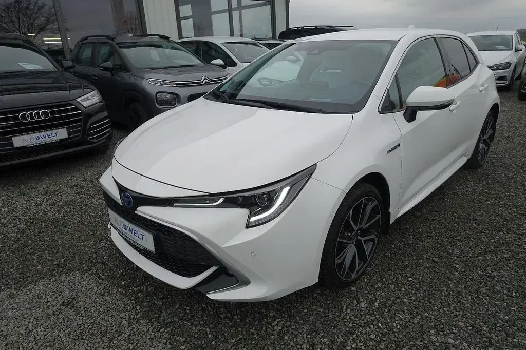 Gebraucht Toyota Corolla 152 PS (111 kW) 2020 Weiß Limousine