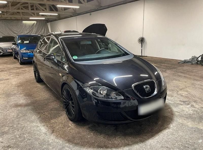 Gebraucht Seat Leon 102 PS (75 kW) 2006 Schwarz Kleinwagen