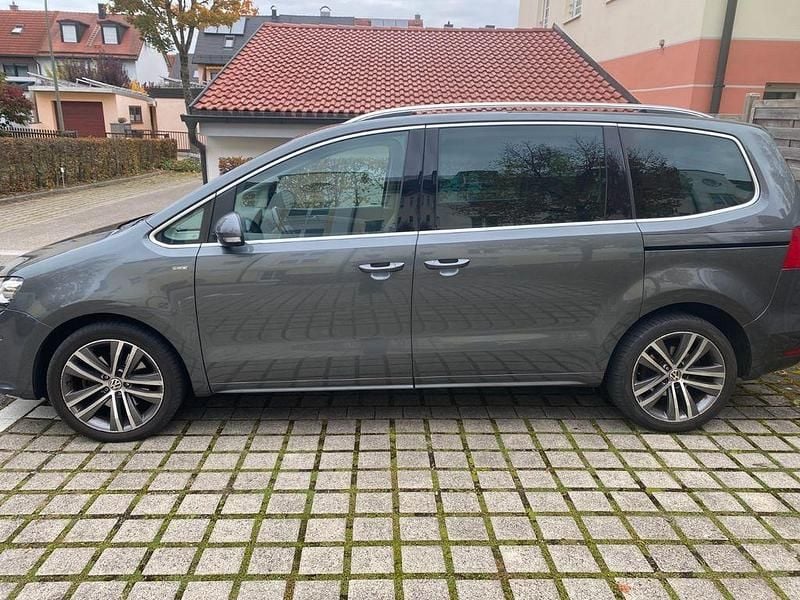 Gebraucht VW Sharan Life 177 PS (130 kW) 2013 Grau Van / Kleinbus