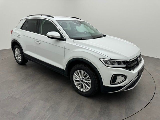 Używany VW T-Roc Life 110 KM (80 kW) 2023 Biały SUV