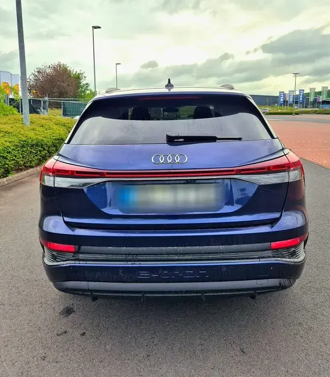 Gebraucht Audi Q4 e-tron S-Line 125 kW (170 PS) 2022 Blau SUV