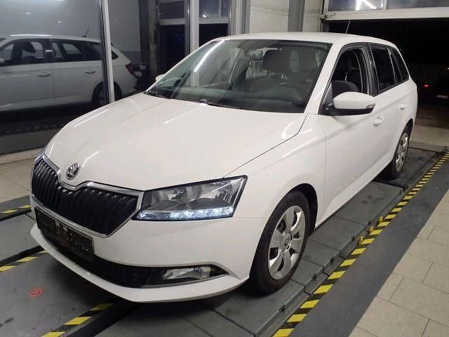 Weiss Gebraucht 2021 Skoda Fabia Active Kombi | 10.977 € - Bild 1/3