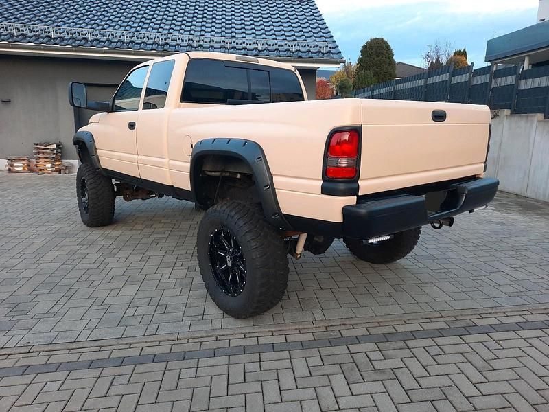 Gebraucht Dodge Ram 250 PS (183 kW) 1999 Beige Pickup