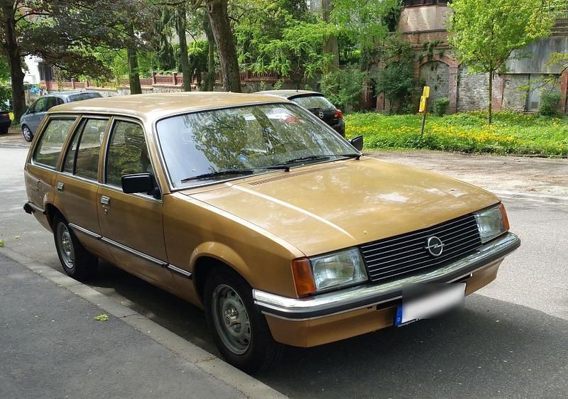 Gold Gebraucht 1978 Opel Rekord Kombi | 6.950 € - Bild 1/4