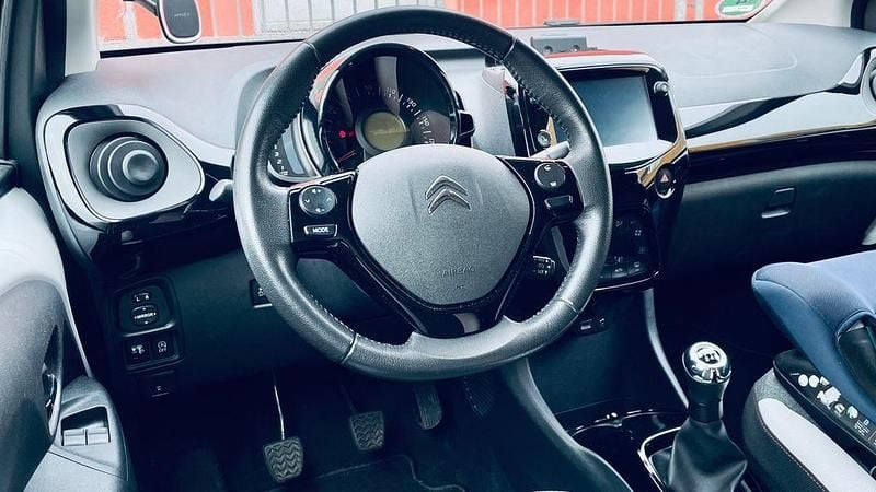 Gebraucht Citroën C1 Shine 72 PS (52 kW) 2021 Weiß Kleinwagen