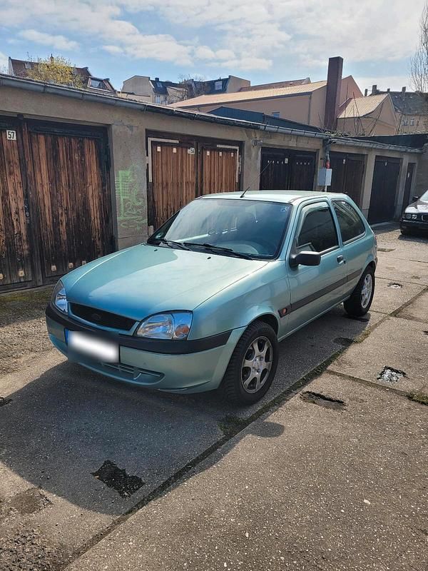 Gebraucht Ford Fiesta 60 PS (44 kW) 2002 Blau Kleinwagen