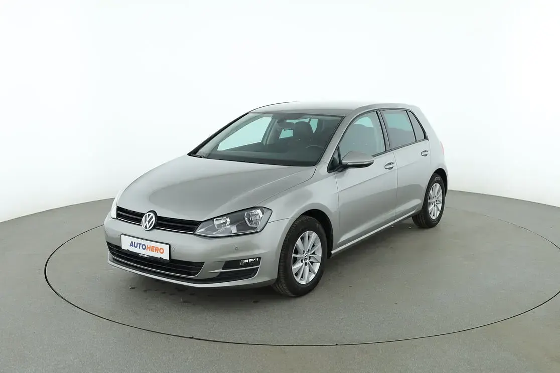 Gebraucht VW Golf VII Comfortline 110 PS (80 kW) 2015 Limousine