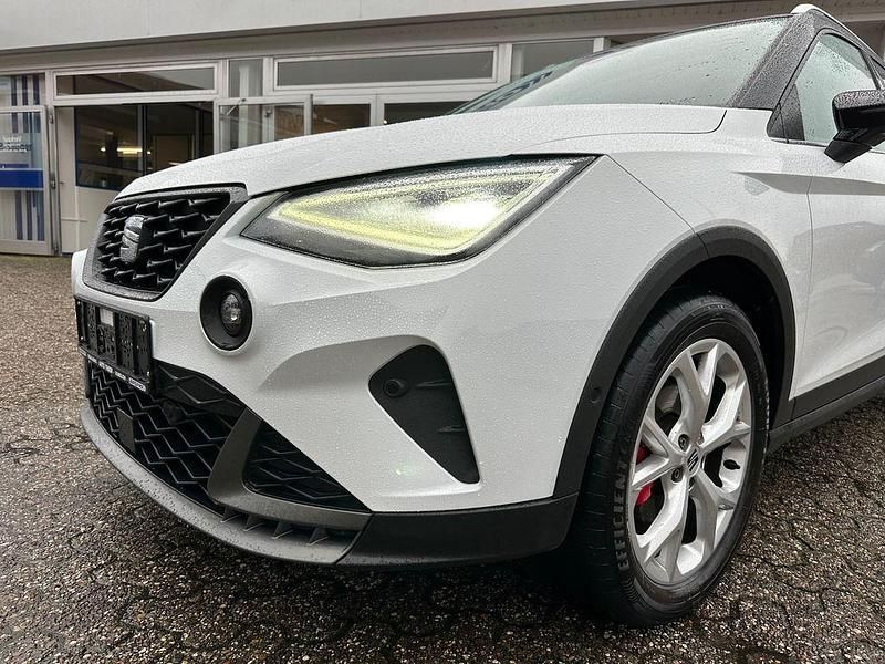 Gebraucht Seat Arona FR 150 PS (110 kW) 2024 Weiß SUV
