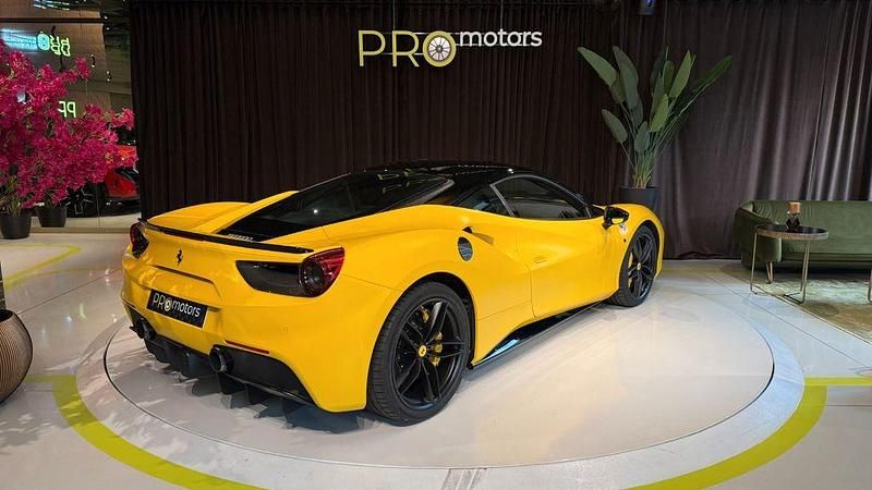 Gebraucht Ferrari 488 669 PS (492 kW) 2018 Gelb