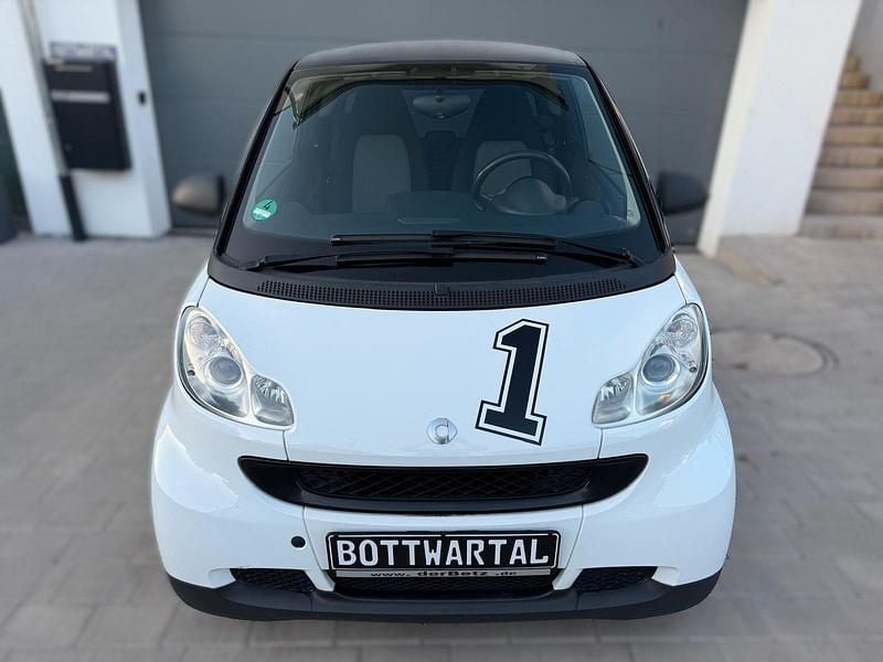 Schwarz Gebraucht 2012 Smart ForTwo Coupé Coupé | 5.000 € (Fairer Preis) - Bild 1/4
