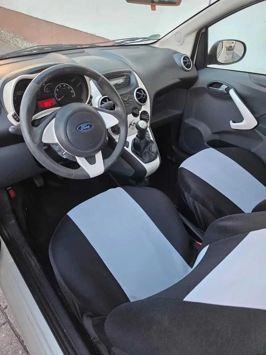 Gebraucht Ford Ka 69 PS (50 kW) 2009 Weiß Kleinwagen