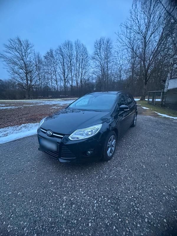 Usata Ford Focus 125 CV (91 kW) 2014 Nero Station wagon