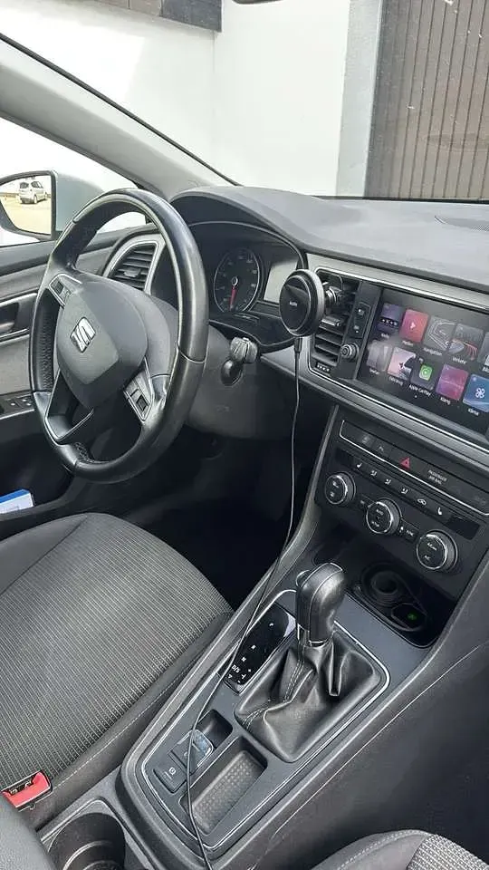 Second-hand Seat Leon Style 110 CP (80 kW) 2018 Alb Break