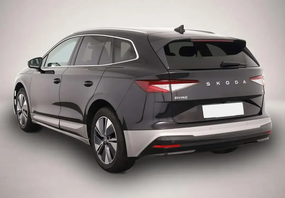 Gebraucht Skoda Enyaq iV Loft 210 kW (286 PS) 2025 Manufacturer SUV