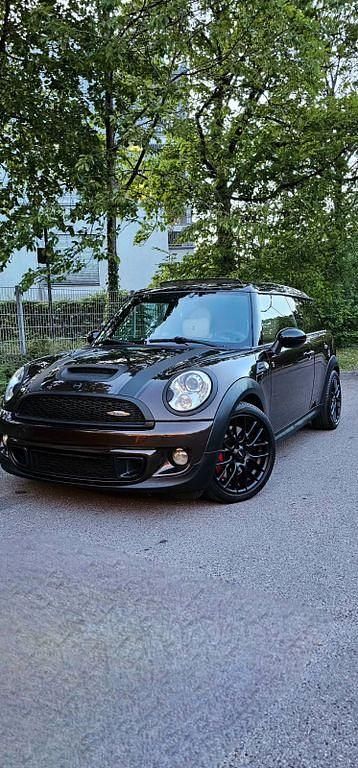 Braun Gebraucht 2011 Mini John Cooper Works Clubman Kombi | 5.999 € - Bild 1/4