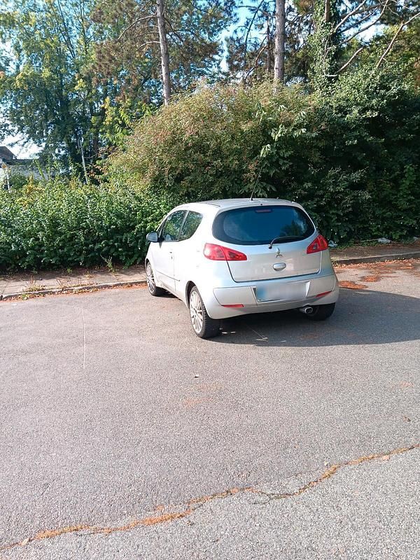 Gebraucht Mitsubishi Colt 95 PS (69 kW) 2005 Grau Kleinwagen