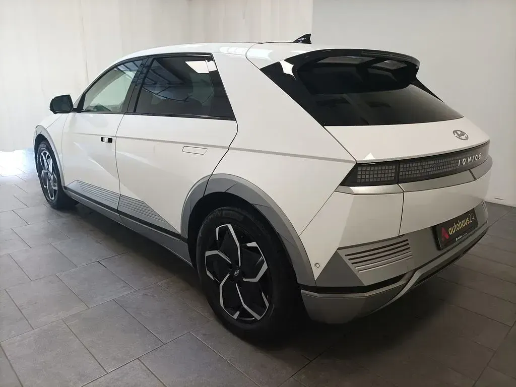Gebraucht Hyundai Ioniq 160 kW (218 PS) 2022 Weiß Kleinwagen