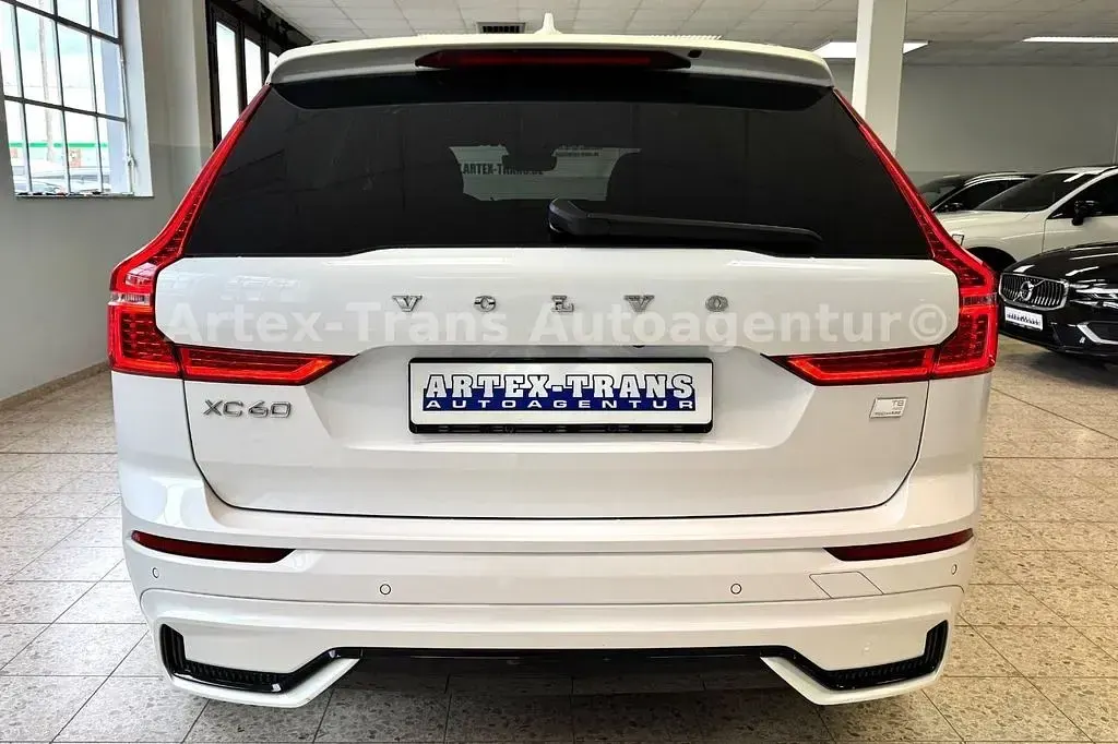 Gebraucht Volvo XC60 R-Design 392 PS (288 kW) 2021 Weiß SUV