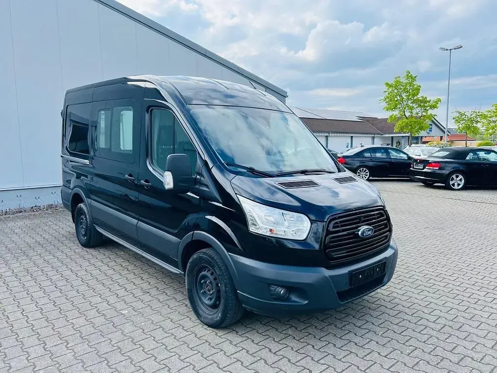 Gebraucht Ford Transit Trend 170 PS (125 kW) 2018 Schwarz Van