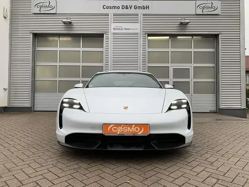 Gebraucht Porsche Taycan Turbo S 559 kW (761 PS) 2022 Weiß Limousine
