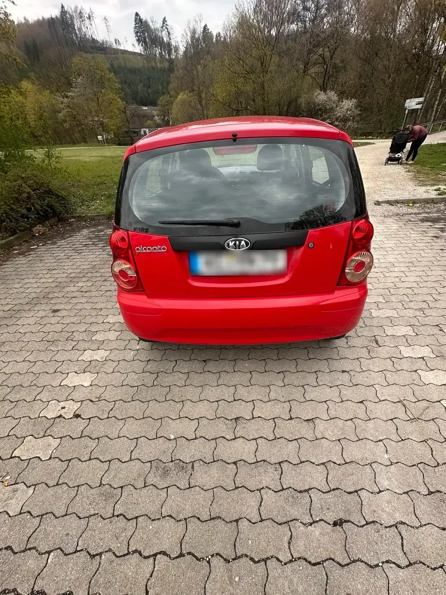 Gebraucht Kia Picanto 65 PS (47 kW) 2011 Rot Kleinwagen