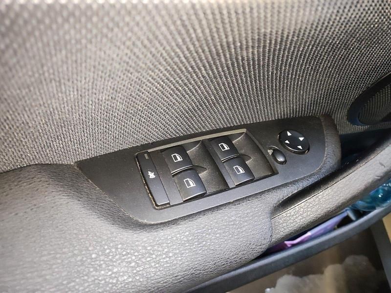 Gebraucht BMW X1 Performance 177 PS (130 kW) 2012 Schwarz SUV