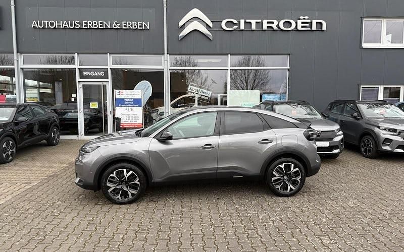 Neu Citroën C4 145 PS (106 kW) 2025 Grau Limousine