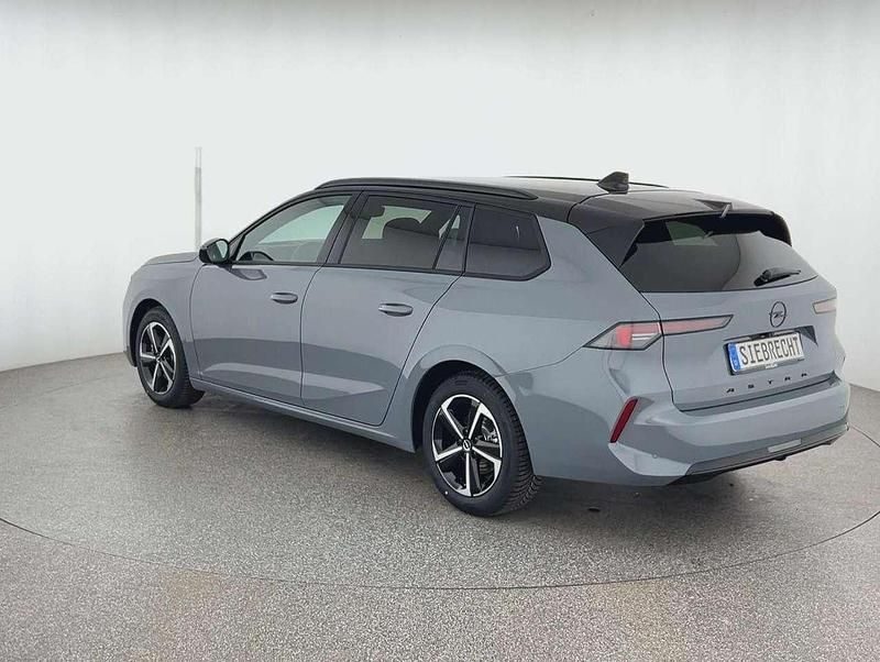 Neu Opel Astra 131 PS (96 kW) 2025 Grau Kombi