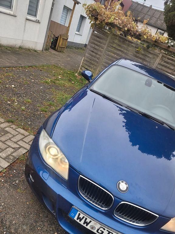 Blau Gebraucht 2006 BMW 120 M Sport Kleinwagen | 3.700 € (Guter Preis) - Bild 1/4
