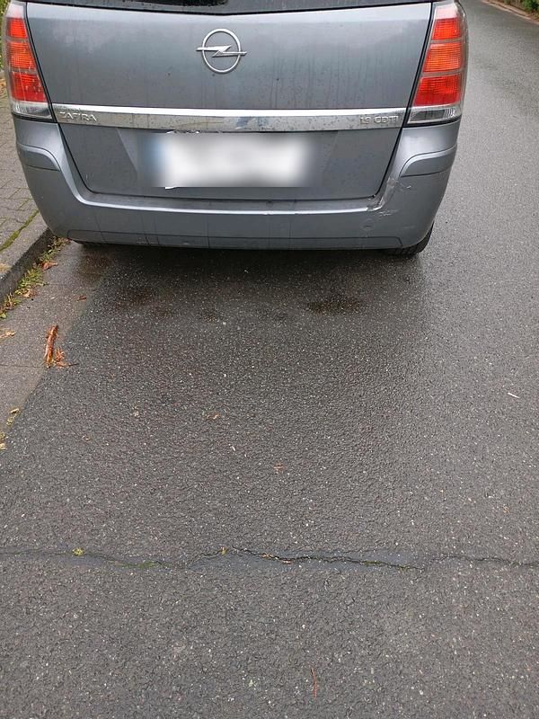 Silber Gebraucht 2008 Opel Zafira Van / Kleinbus | 1.599 € (Fairer Preis) - Bild 1/4