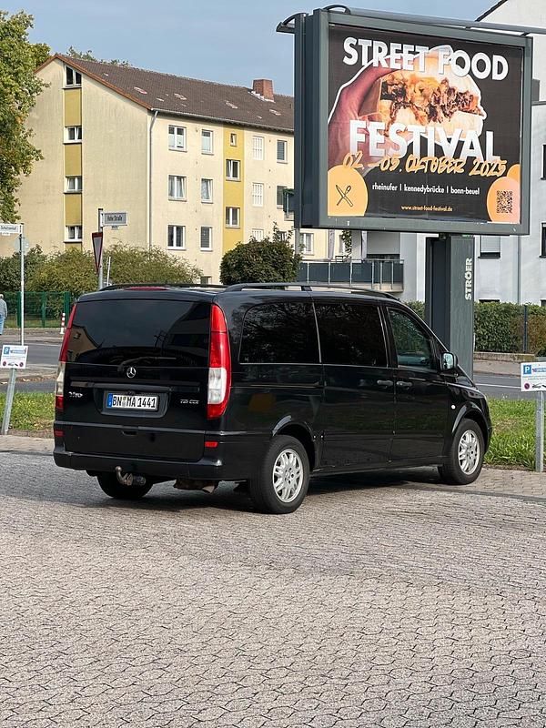 Schwarz Gebraucht 2010 Mercedes Vito Van / Kleinbus | 7.800 € (Etwas zu teuer) - Bild 1/4