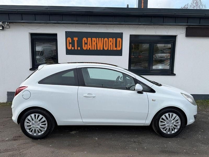Occasion Opel Corsa 80 ch (58 kW) 2009 Noir Citadine