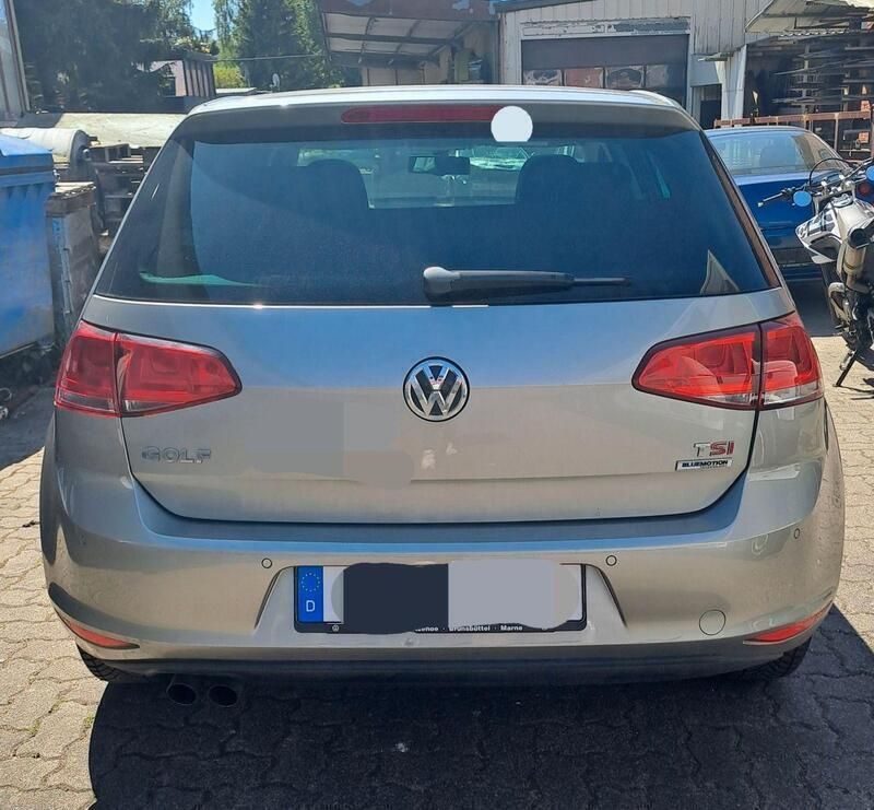 Grau Gebraucht 2014 VW Golf VII Cup Kleinwagen | 8.800 € (Superpreis) - Bild 1/4