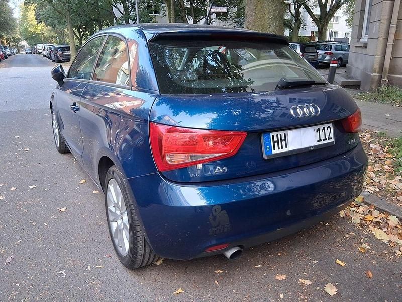 Gebraucht Audi A1 86 PS (63 kW) 2011 Blau Kleinwagen