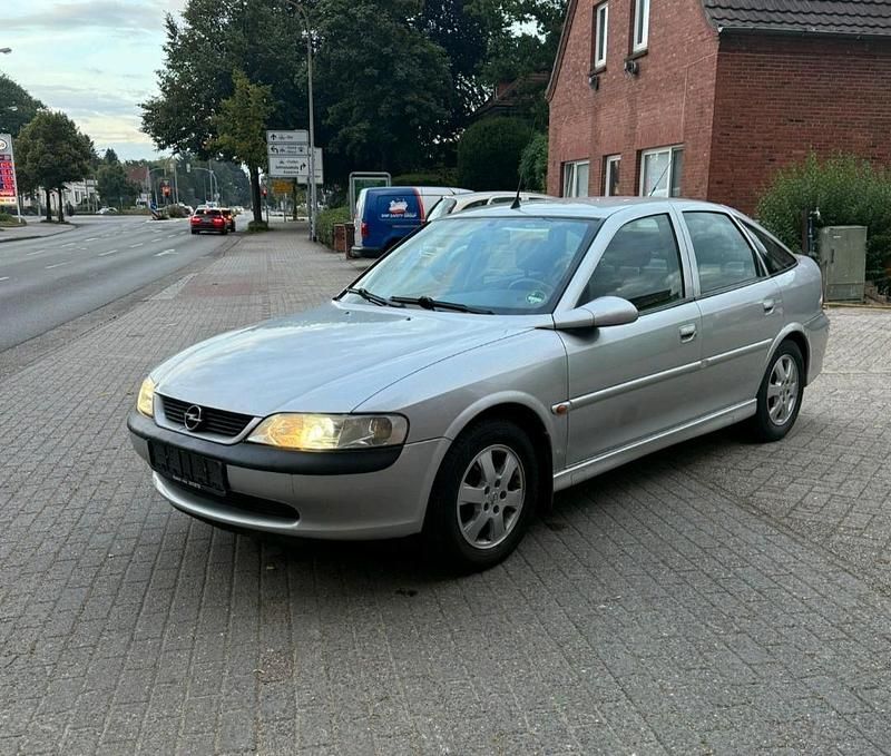 Silber Gebraucht 2001 Opel Vectra Limousine | 1.650 € (Fairer Preis) - Bild 1/4