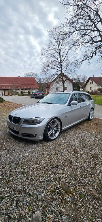 Gebraucht BMW 320 Performance 184 PS (135 kW) 2012 Silber Limousine