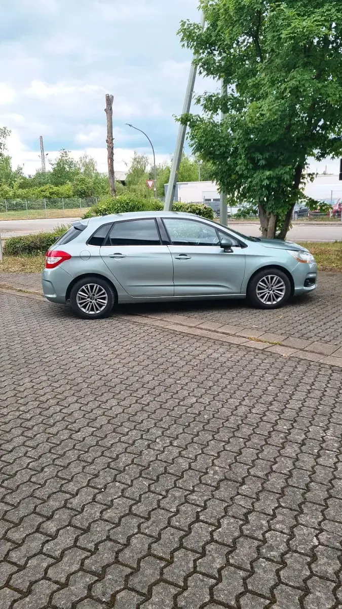 Usata Citroën C4 112 CV (82 kW) 2012 Verde Berlina