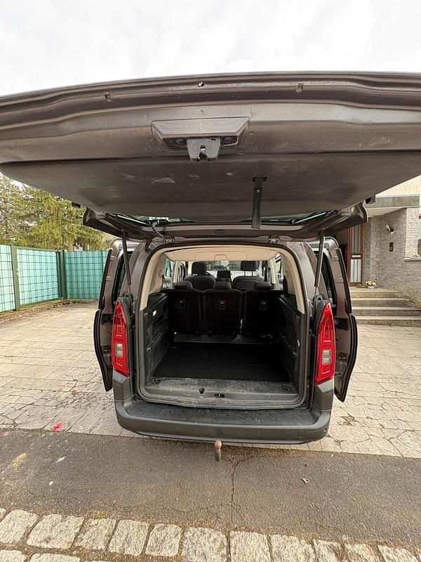 Gebraucht Citroën Berlingo 131 PS (96 kW) 2020 Grau Van / Kleinbus