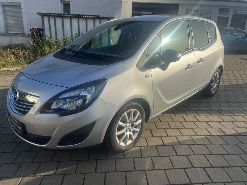 Silber Gebraucht 2011 Opel Meriva Innovation Van / Kleinbus | 3.490 € (Guter Preis) - Bild 1/4