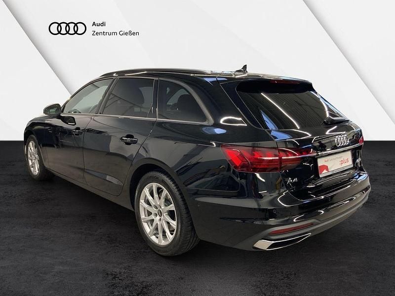 Gebraucht Audi A4 Ambiente 204 PS (150 kW) 2023 Mythosschwarz metallic Kombi