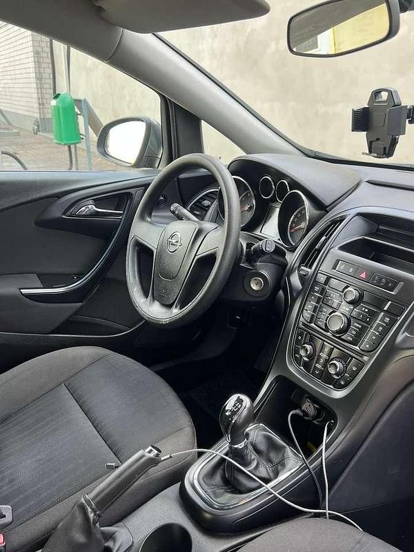 Gebraucht Opel Astra Selection 87 PS (63 kW) 2011 Grau Kleinwagen