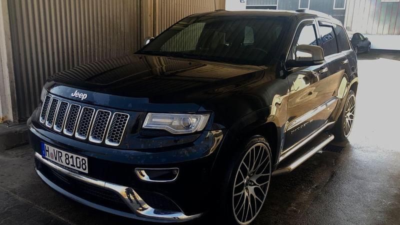 Gebraucht Jeep Grand Cherokee Summit 250 PS (183 kW) 2013 Schwarz SUV