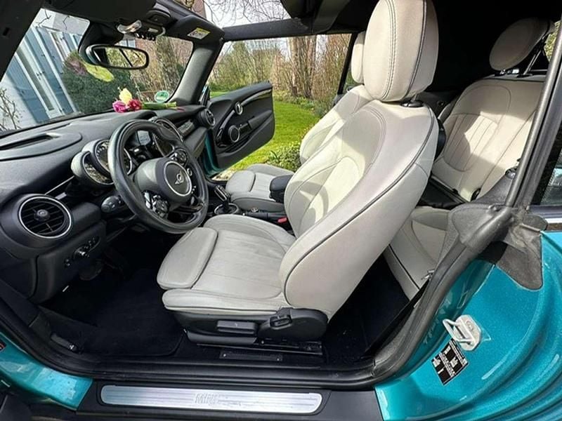 Gebraucht Mini Cooper Cabriolet Chili 136 PS (100 kW) 2018 Blau Cabrio