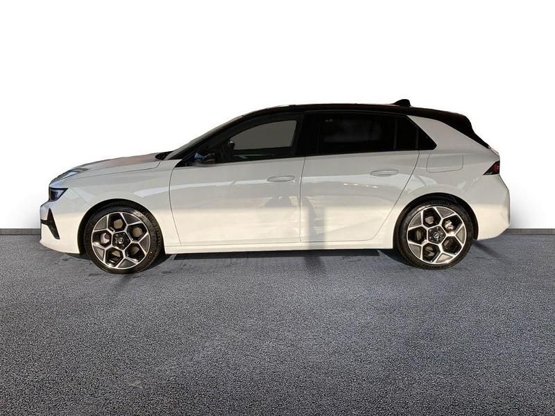 Neu Opel Astra Ultimate 181 PS (133 kW) 2025 Weiss banquise/typ aussenverkl Limousine