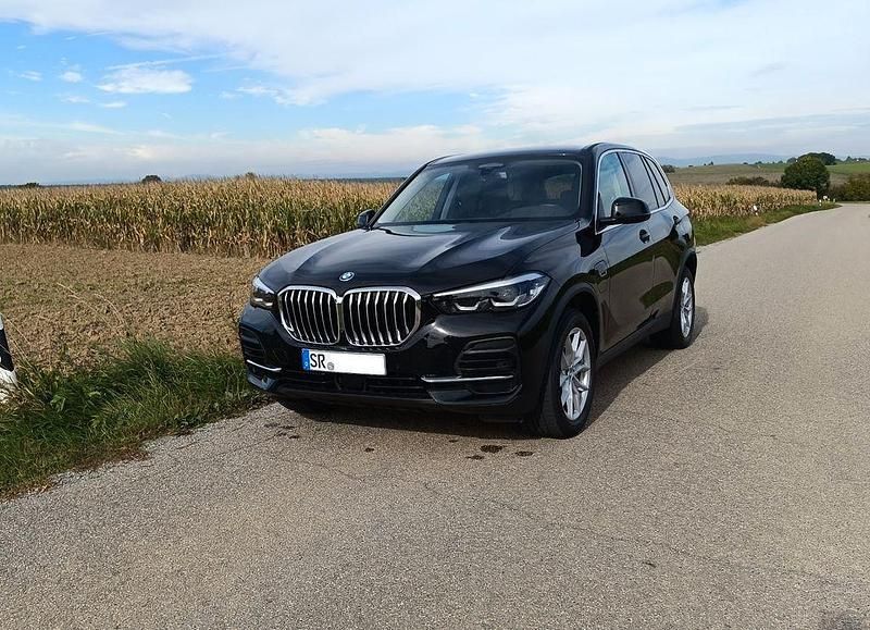Schwarz Gebraucht 2021 BMW X5 Sport Line SUV | 48.000 € - Bild 1/4