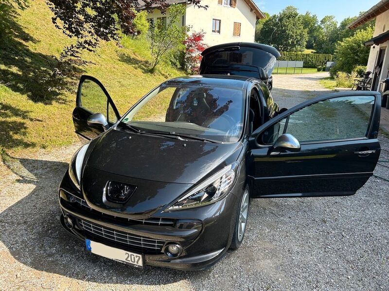 Schwarz Gebraucht 2007 Peugeot 207 RC Limousine | 10.999 € - Bild 1/4